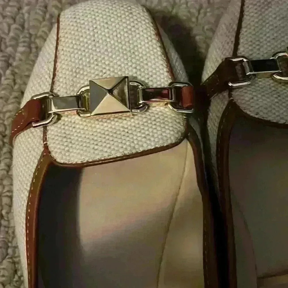 Liz Claiborne flats - Picture 2 of 10